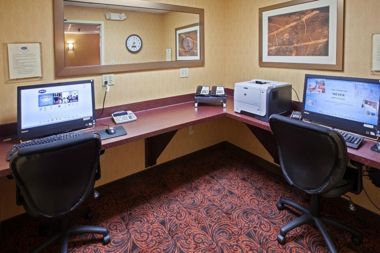 Hotel Hampton & Cleveland-southeast-streetsboro 3*
