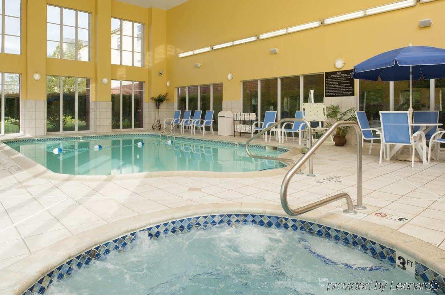 Hotel Hampton & Cleveland-southeast-streetsboro 3*